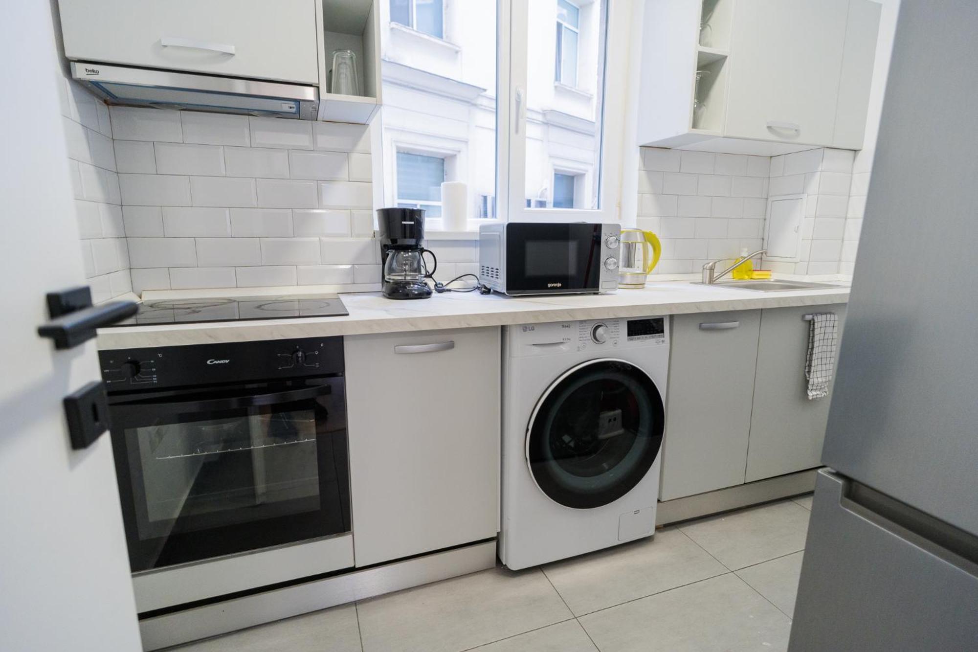 Elegant Gem Victoriei Avenue Apartment Букурещ Екстериор снимка